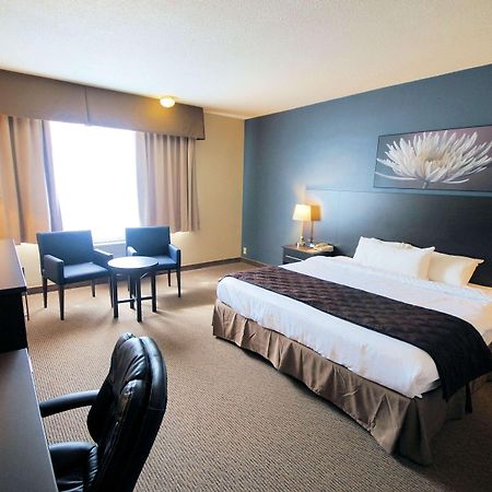 Days Inn By Wyndham Montreal Airport Conference Centre Dorval Zewnętrze zdjęcie